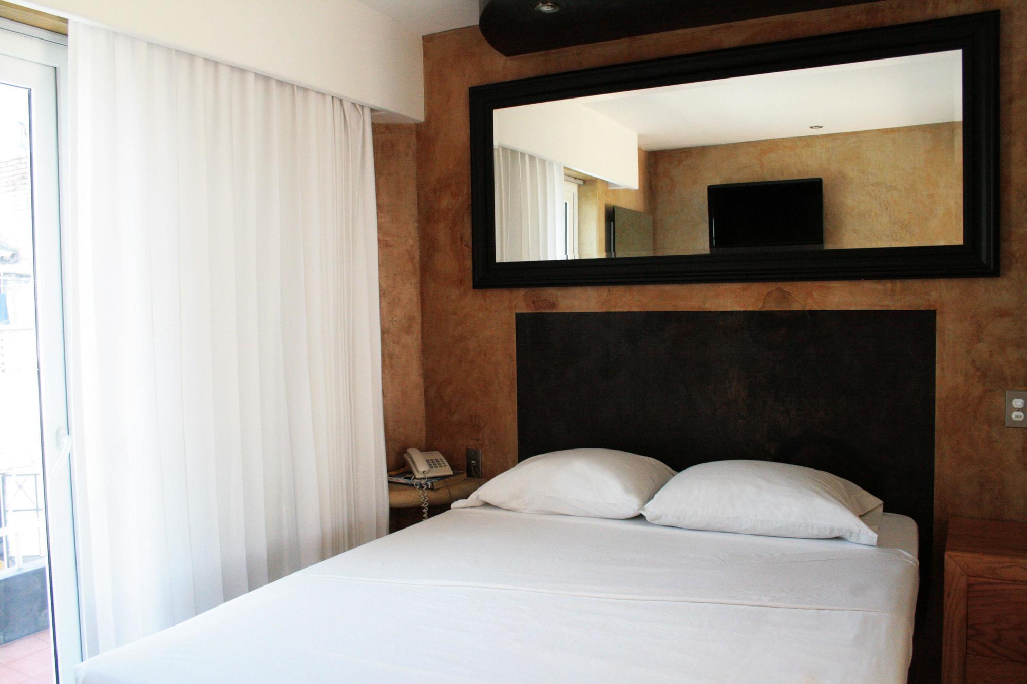 Hotel Rio Malecon Puerto Vallarta Buitenkant foto