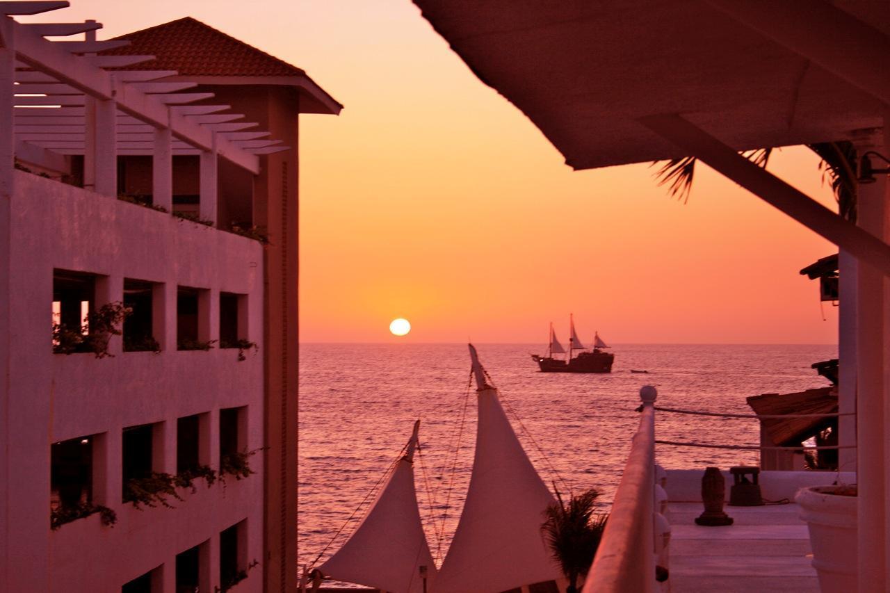 Hotel Rio Malecon Puerto Vallarta Buitenkant foto